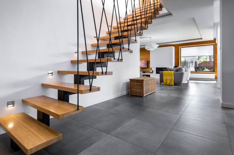 Création d'escaliers intérieurs en bois massif sur mesure à Venarey-les-Laumes